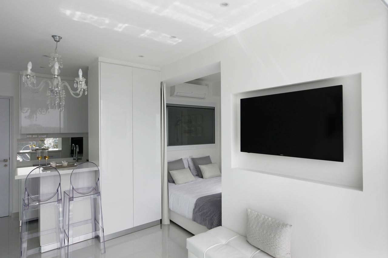 The White Pearl Suite - Beach Front City Centre With Sea View. Limasol Dış mekan fotoğraf